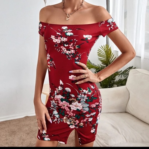 NWT red floral bodycon dress - Picture 5 of 6